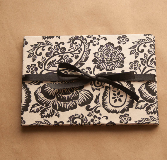 Black And White Paisley Accordion Book